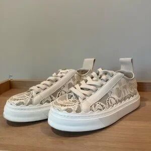 Chloe Cream Lace Women's Sneakers